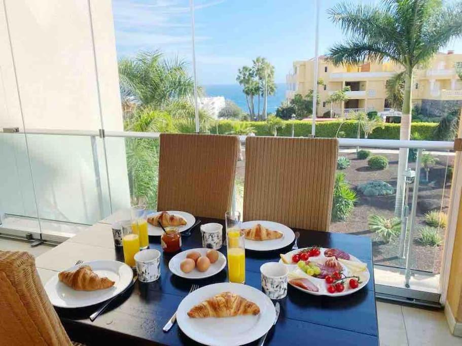 דירות סן מיגל דה אבונה Elegant Colonial Style Ocean View Golf Del Sur מראה חיצוני תמונה